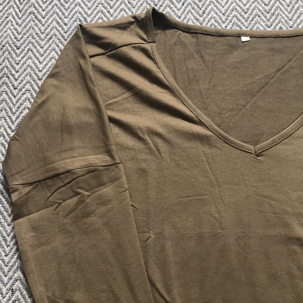 Casual Loose V Neck Tunic Shirt - Picture 3 of 4